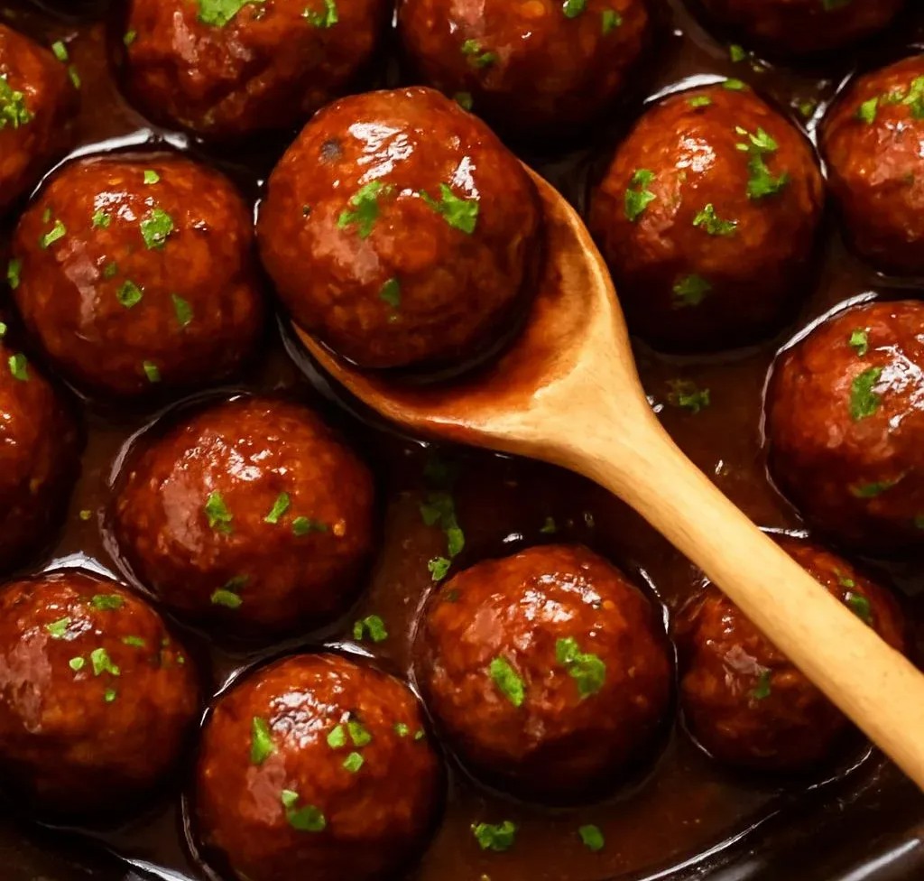 Easy Grape Jelly Meatballs Recipe