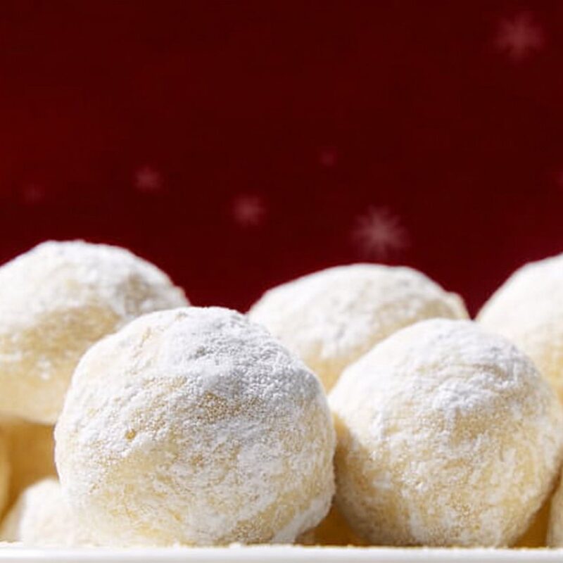 Snowball Cookies Recipe: Buttery Nutty Holiday Treat
